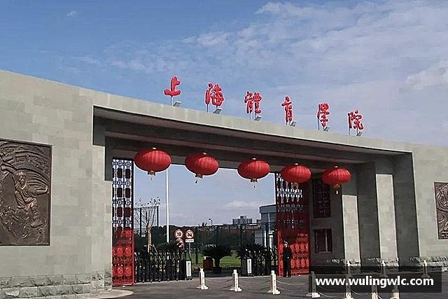 发现星空·综合体育